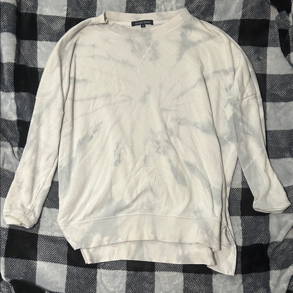 Calvin Klein Men's Subtle Tie-Dye Crewneck Sweater